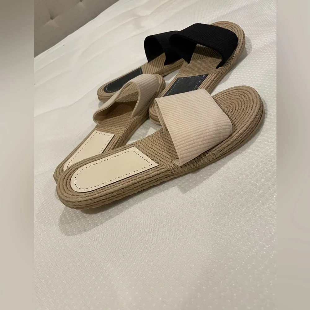 Sandals - Picture 2 of 2